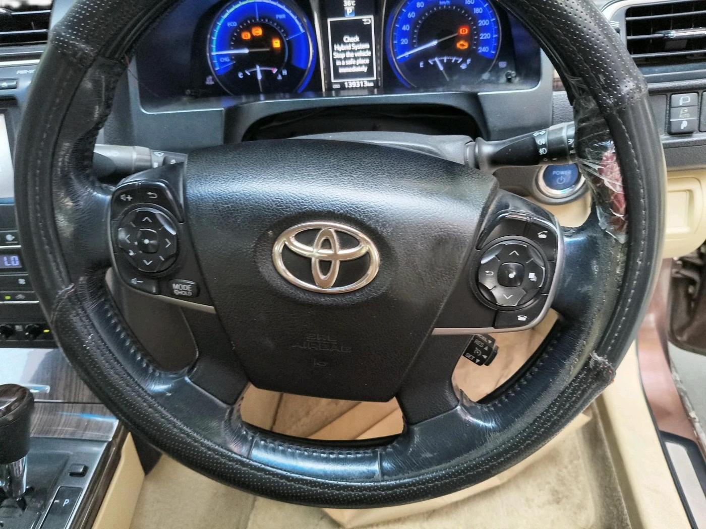 2015 Toyota Camry HYBRID, Hybrid, Automatic, 1,39,313 km, interior