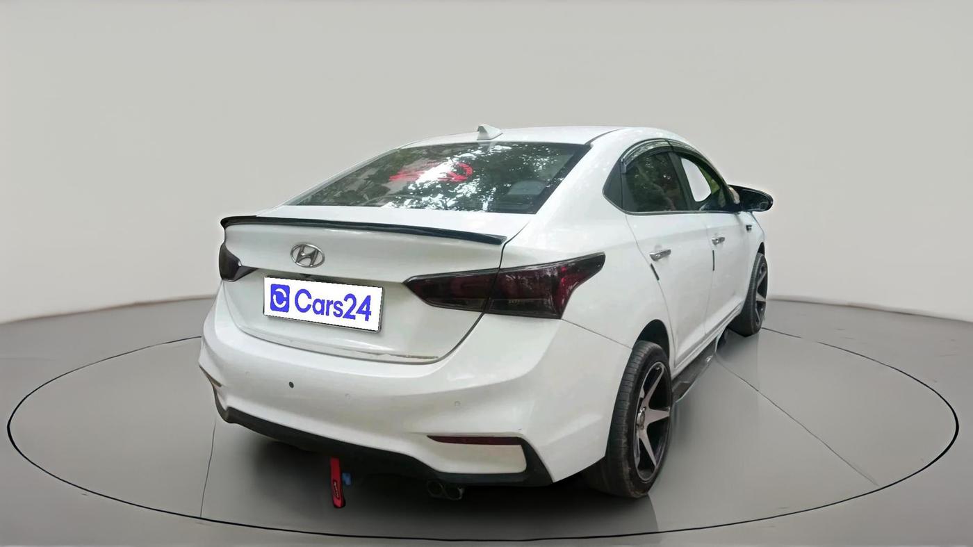 2019 Hyundai Verna 1.6 VTVT SX (O) AT, CNG, Automatic, 45,167 km, exterior