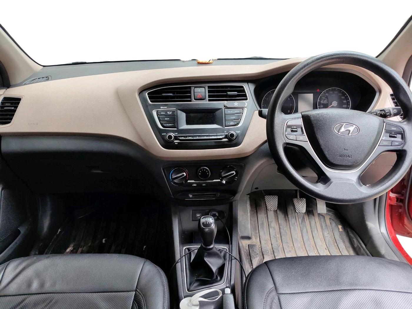 2020 Hyundai Elite i20 MAGNA PLUS 1.2, Petrol, Manual, 68,684 km, interior