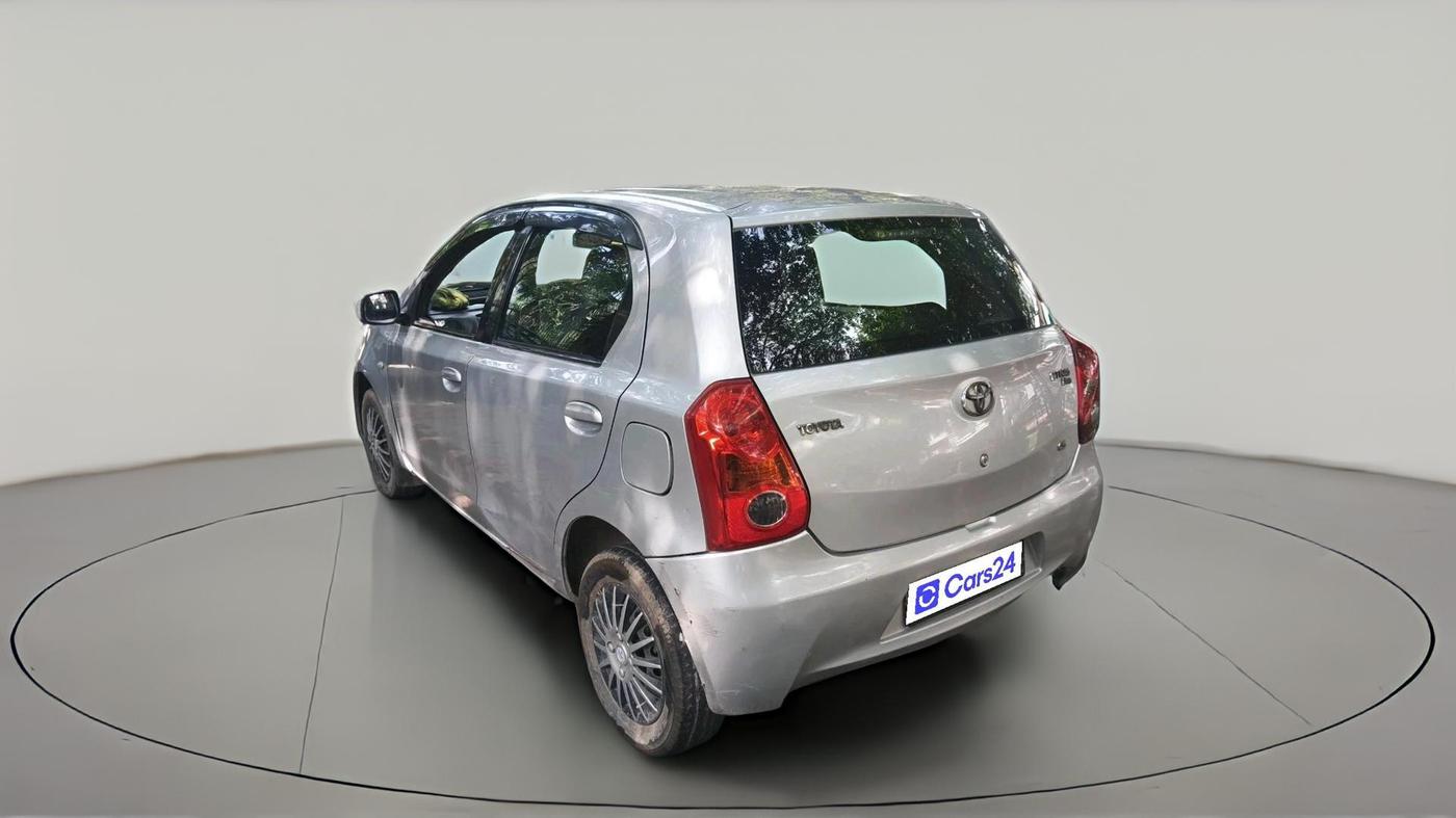 2011 Toyota Etios Liva G, CNG, Manual, 99,208 km, exterior