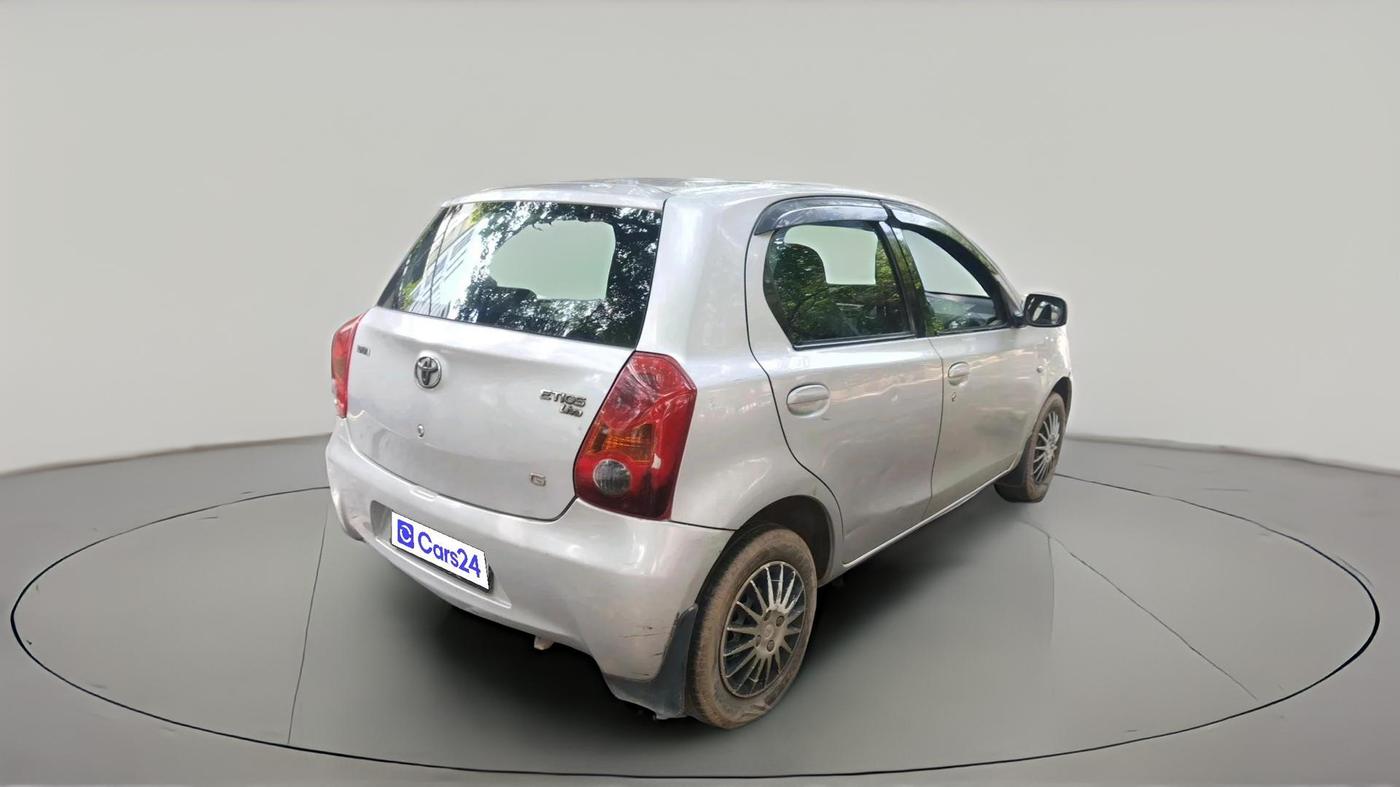 2011 Toyota Etios Liva G, CNG, Manual, 99,208 km, exterior