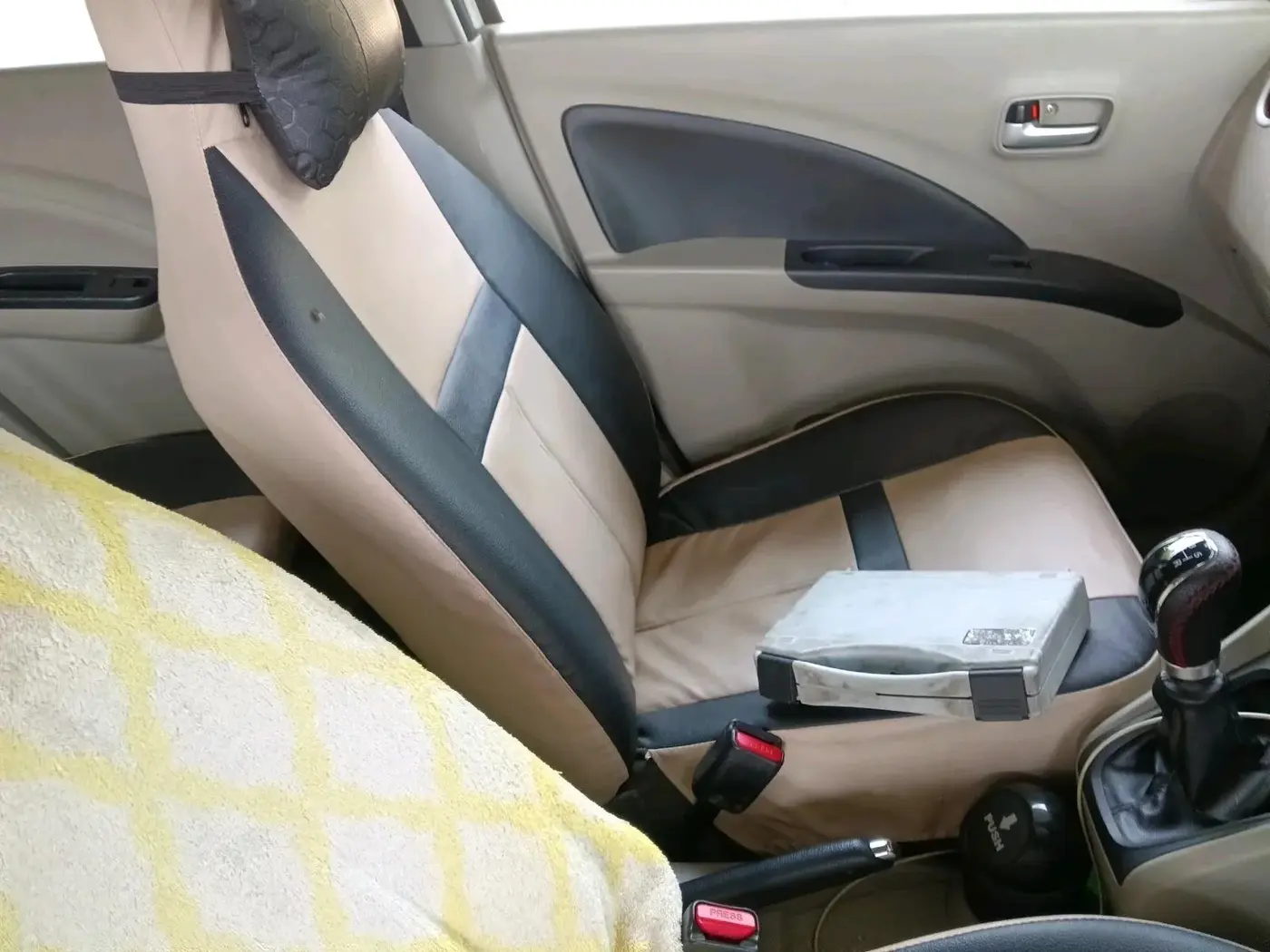 2017 Maruti Celerio VXI, Petrol, Manual, 37,072 km, interior
