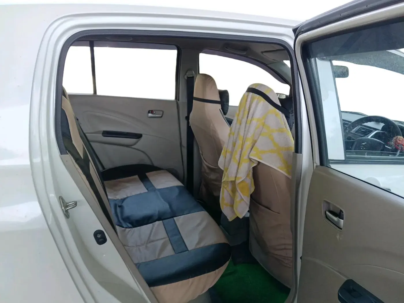 2017 Maruti Celerio VXI, Petrol, Manual, 37,072 km, interior