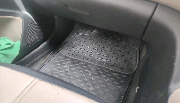 2017 Hyundai Grand i10 ASTA 1.2 KAPPA VTVT, CNG, Manual, 62,502 km, interior