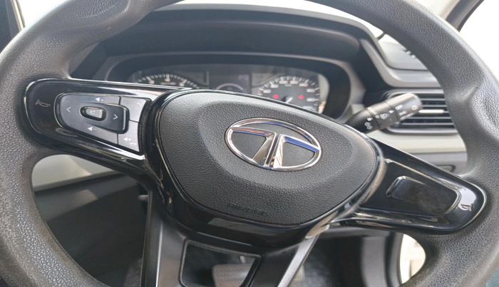 2023 Tata PUNCH ADVENTURE AMT, Petrol, Automatic, 1,24,898 km, interior