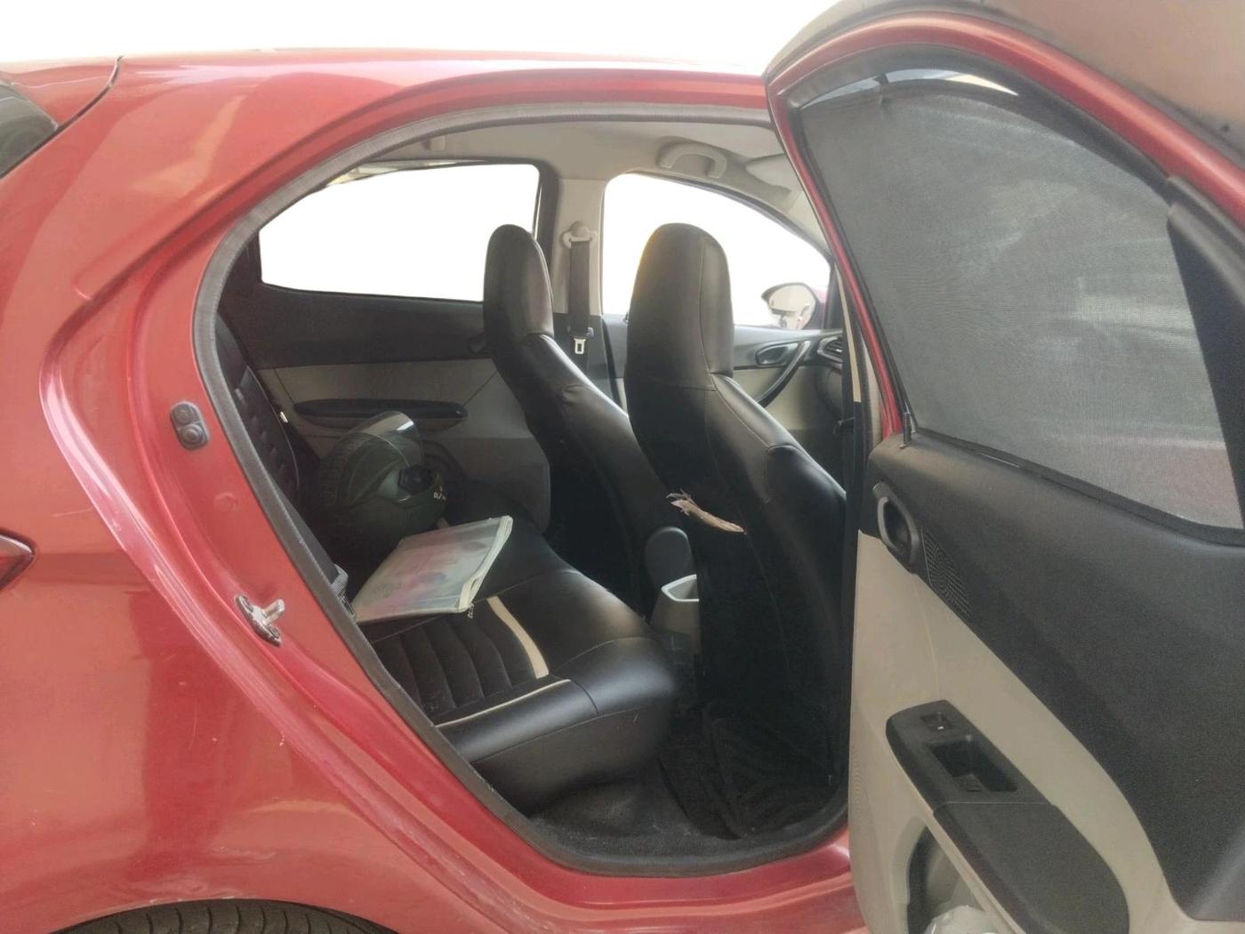 2016 Tata Tiago XT DIESEL, Diesel, Manual, 1,88,582 km, interior