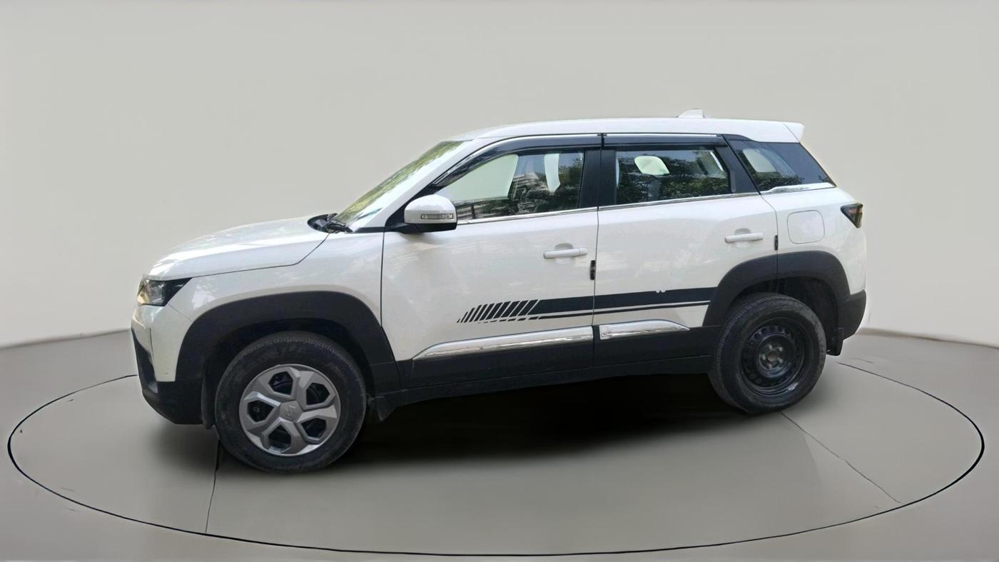 2023 Maruti BREZZA LXI S- CNG, CNG, Manual, 17,320 km, exterior
