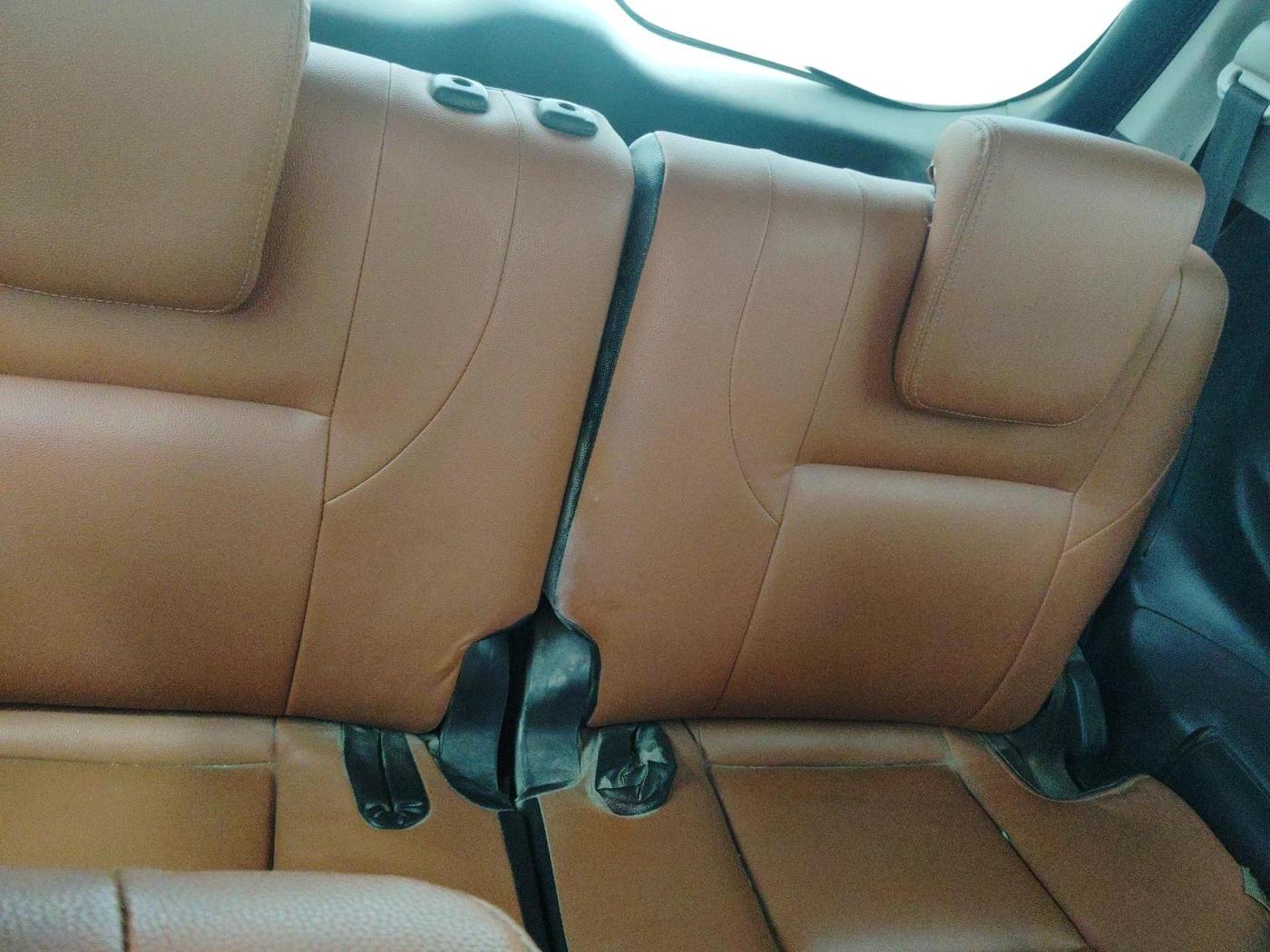 2017 Toyota Innova Crysta 2.4 GX 7 STR, Diesel, Manual, 1,74,803 km, interior