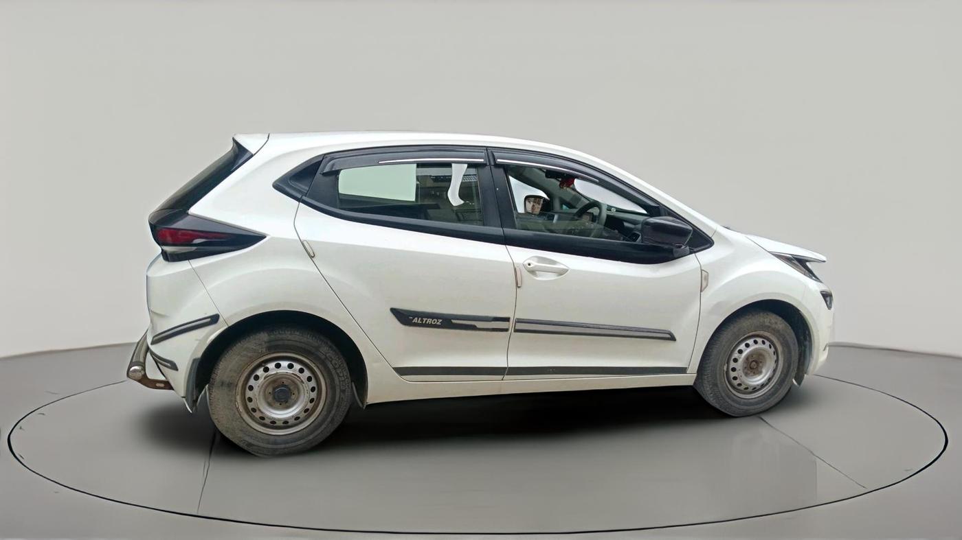 2021 Tata ALTROZ XE PETROL, Petrol, Manual, 46,808 km, exterior