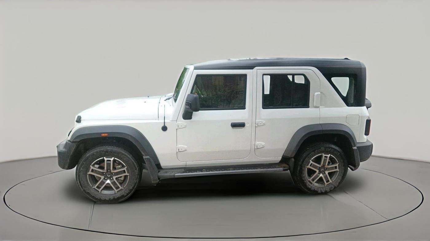 2026 Mahindra Thar Roxx AX5 L Diesel AT 2WD, Diesel, Automatic, 2,557 km, exterior