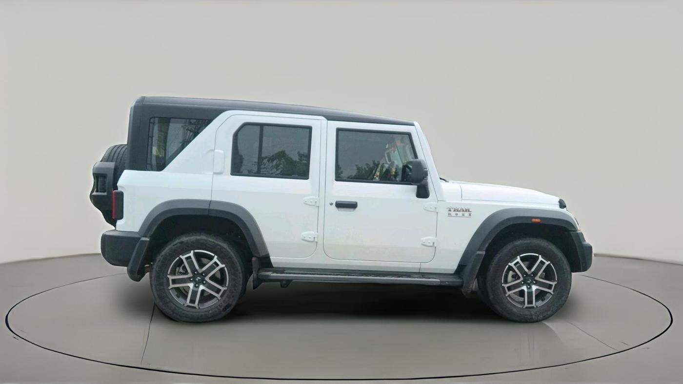 2026 Mahindra Thar Roxx AX5 L Diesel AT 2WD, Diesel, Automatic, 2,557 km, exterior