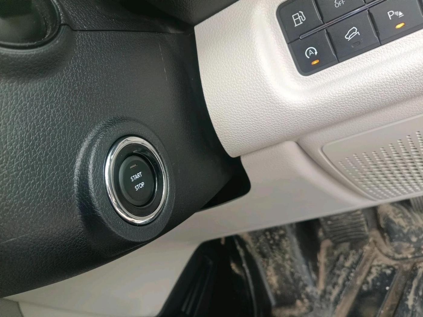 2026 Mahindra Thar Roxx AX5 L Diesel AT 2WD, Diesel, Automatic, 2,557 km, interior