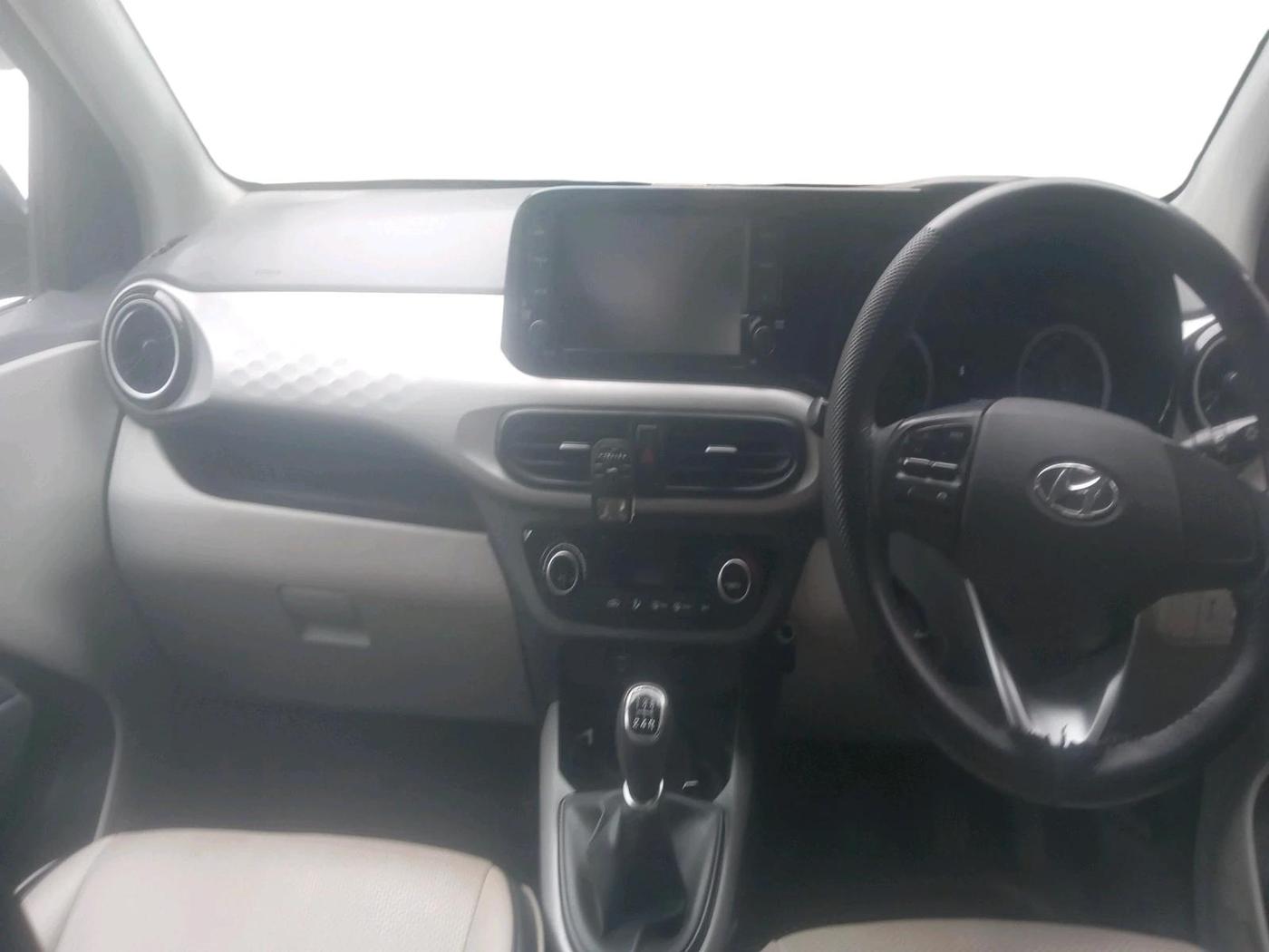 2022 Hyundai GRAND I10 NIOS SPORTZ 1.2 KAPPA VTVT CNG, CNG, Manual, 44,242 km, interior