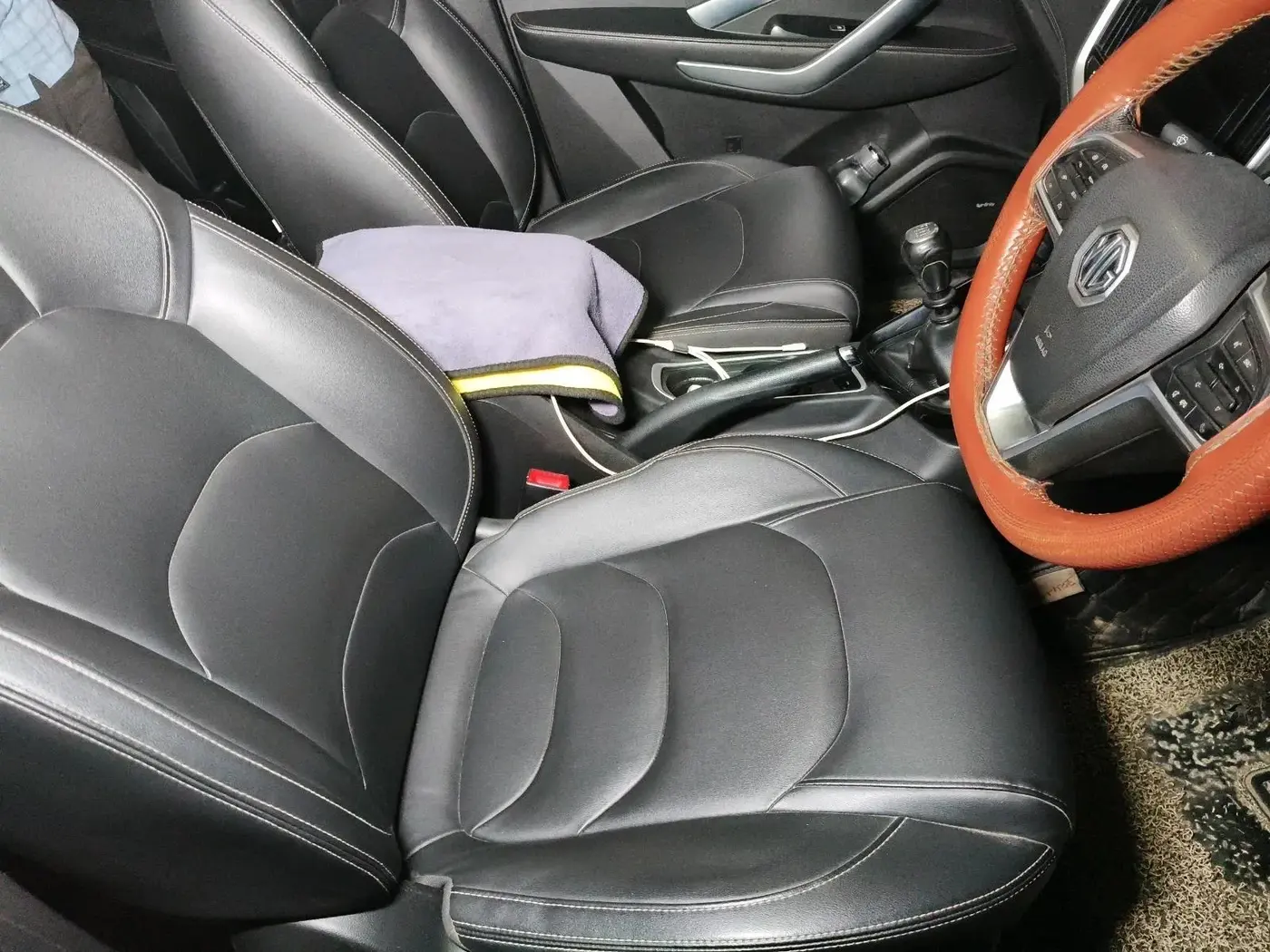 2019 MG HECTOR SHARP HYBRID 1.5 PETROL, Petrol, Manual, 1,04,384 km, interior