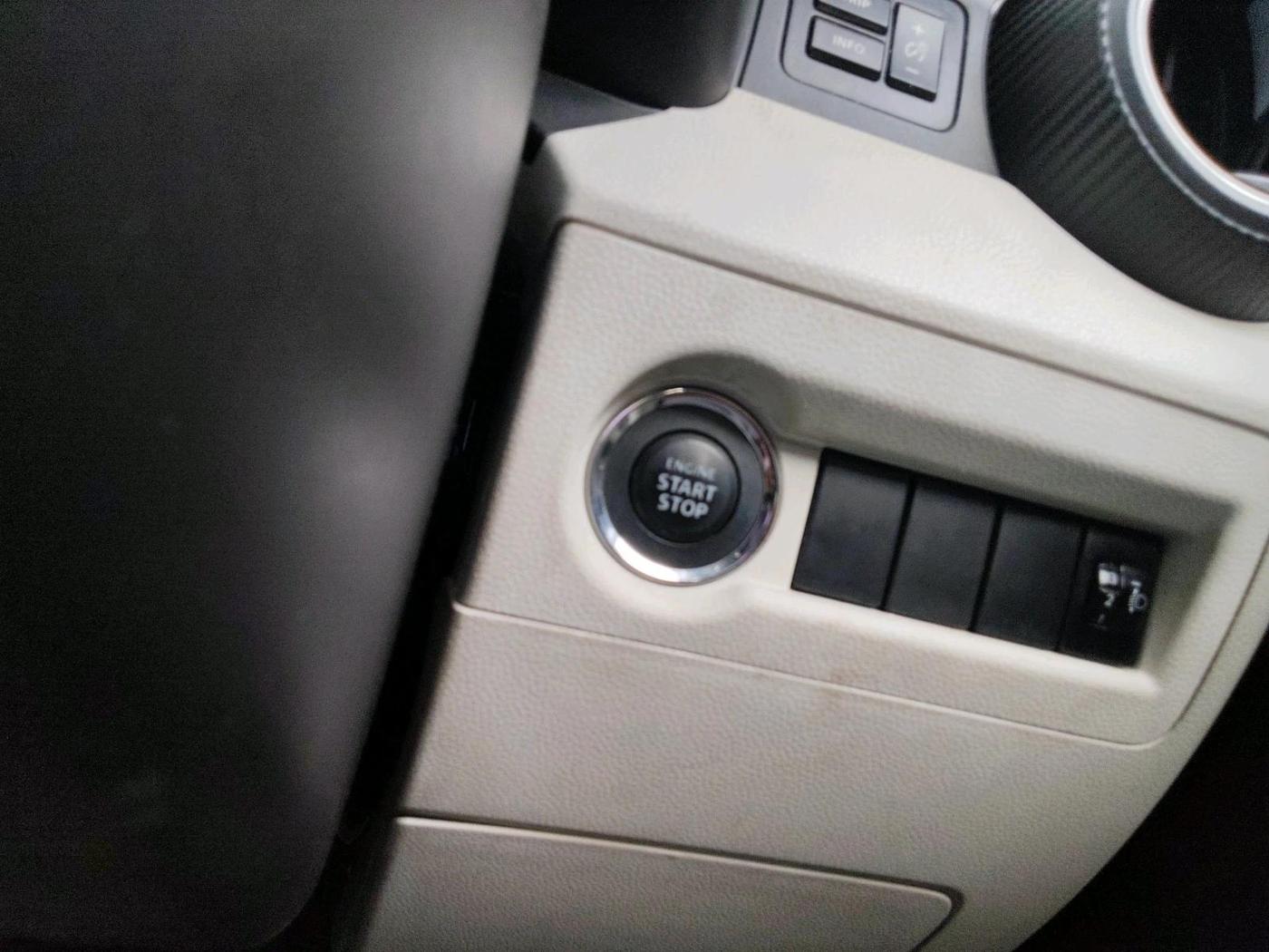 2022 Maruti IGNIS ZETA 1.2, Petrol, Manual, 31,013 km, interior