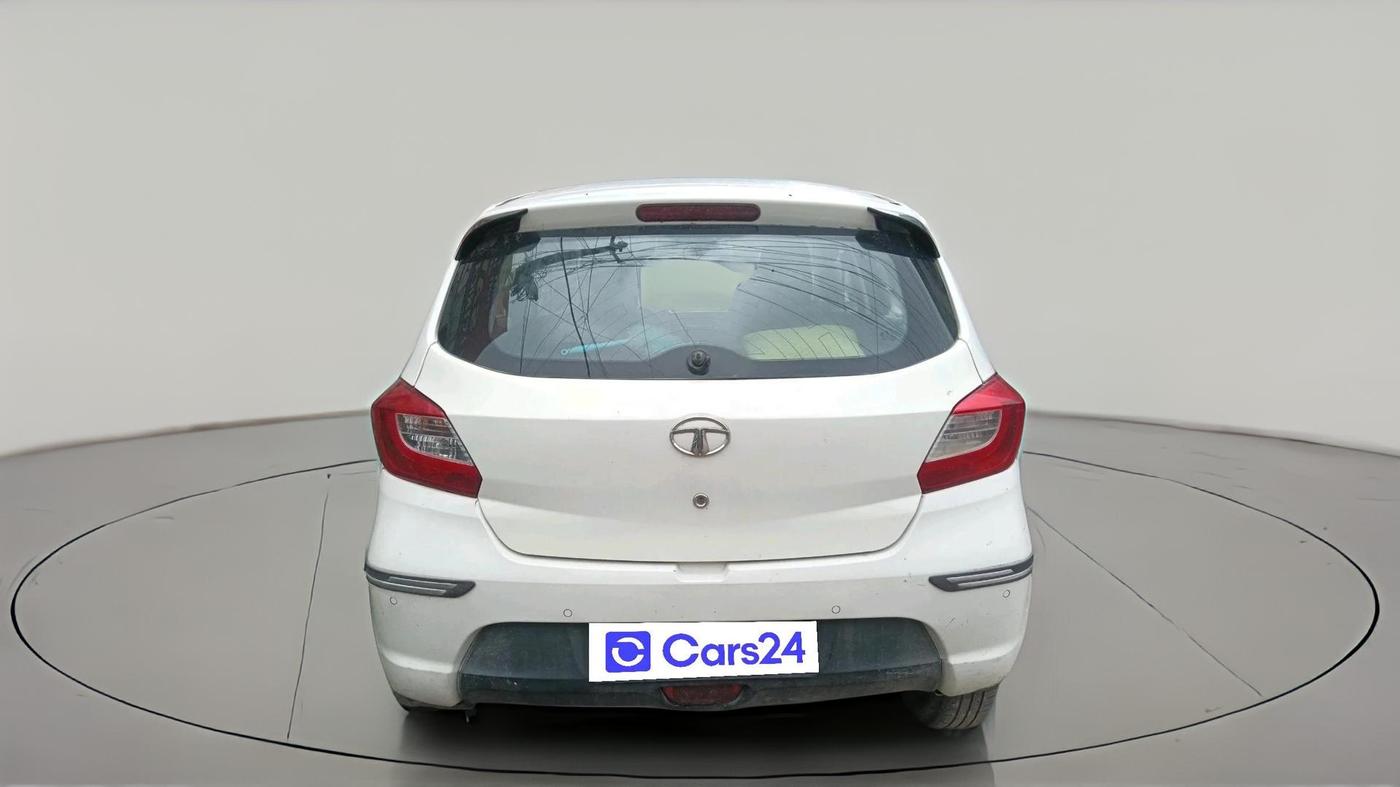 2018 Tata Tiago XZ PETROL, CNG, Manual, 1,04,970 km, exterior