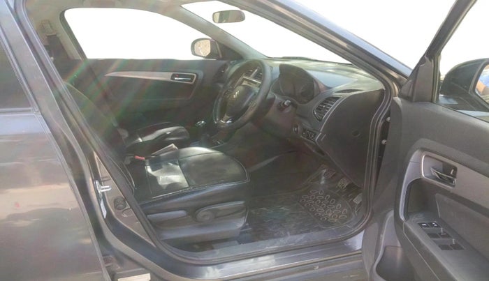 2016 Maruti Vitara Brezza ZDI PLUS, Diesel, Manual, 1,25,268 km, interior