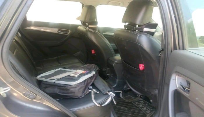 2016 Maruti Vitara Brezza ZDI PLUS, Diesel, Manual, 1,25,268 km, interior