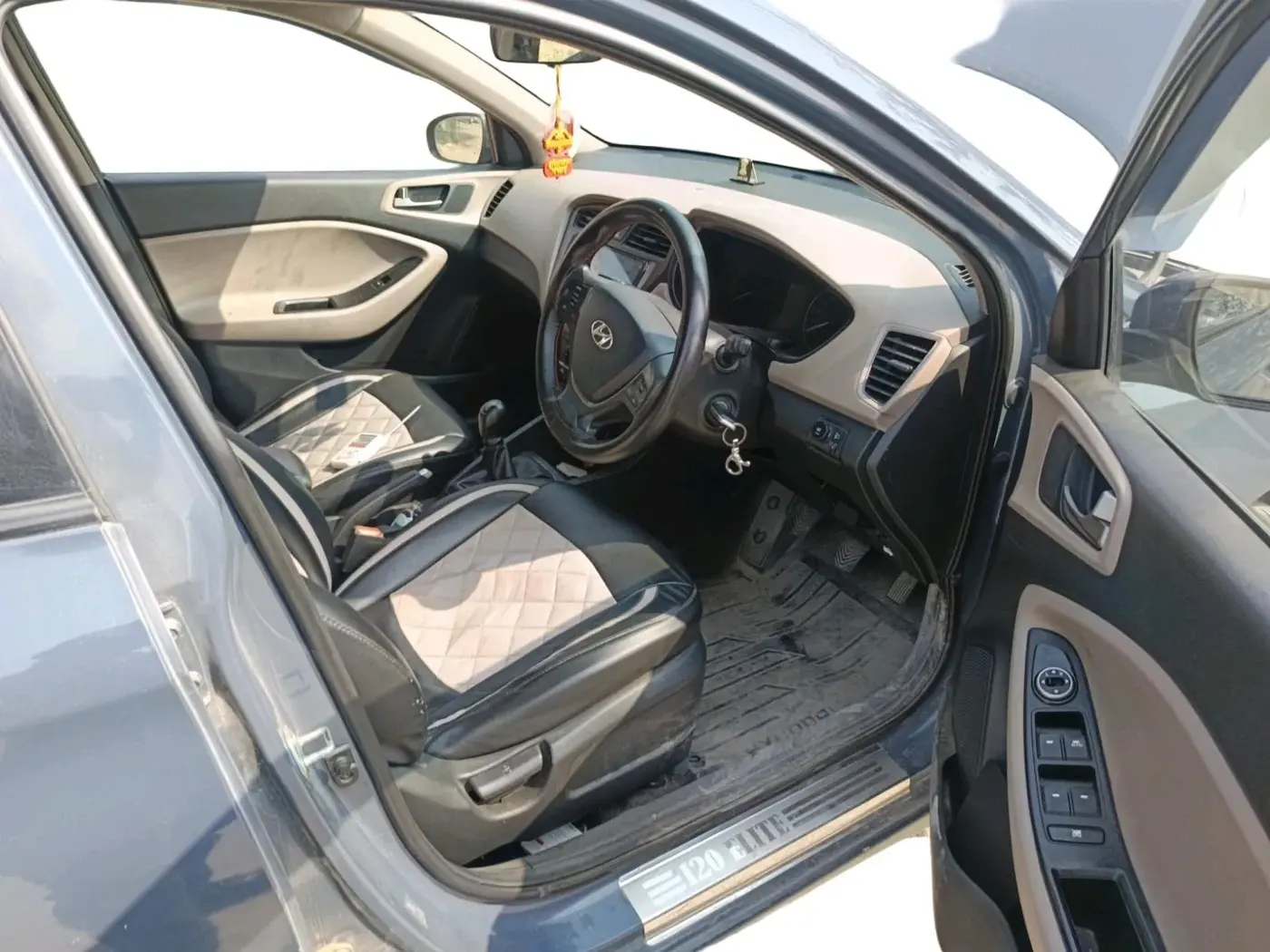 2014 Hyundai Elite i20 MAGNA 1.2, CNG, Manual, 71,000 km, interior