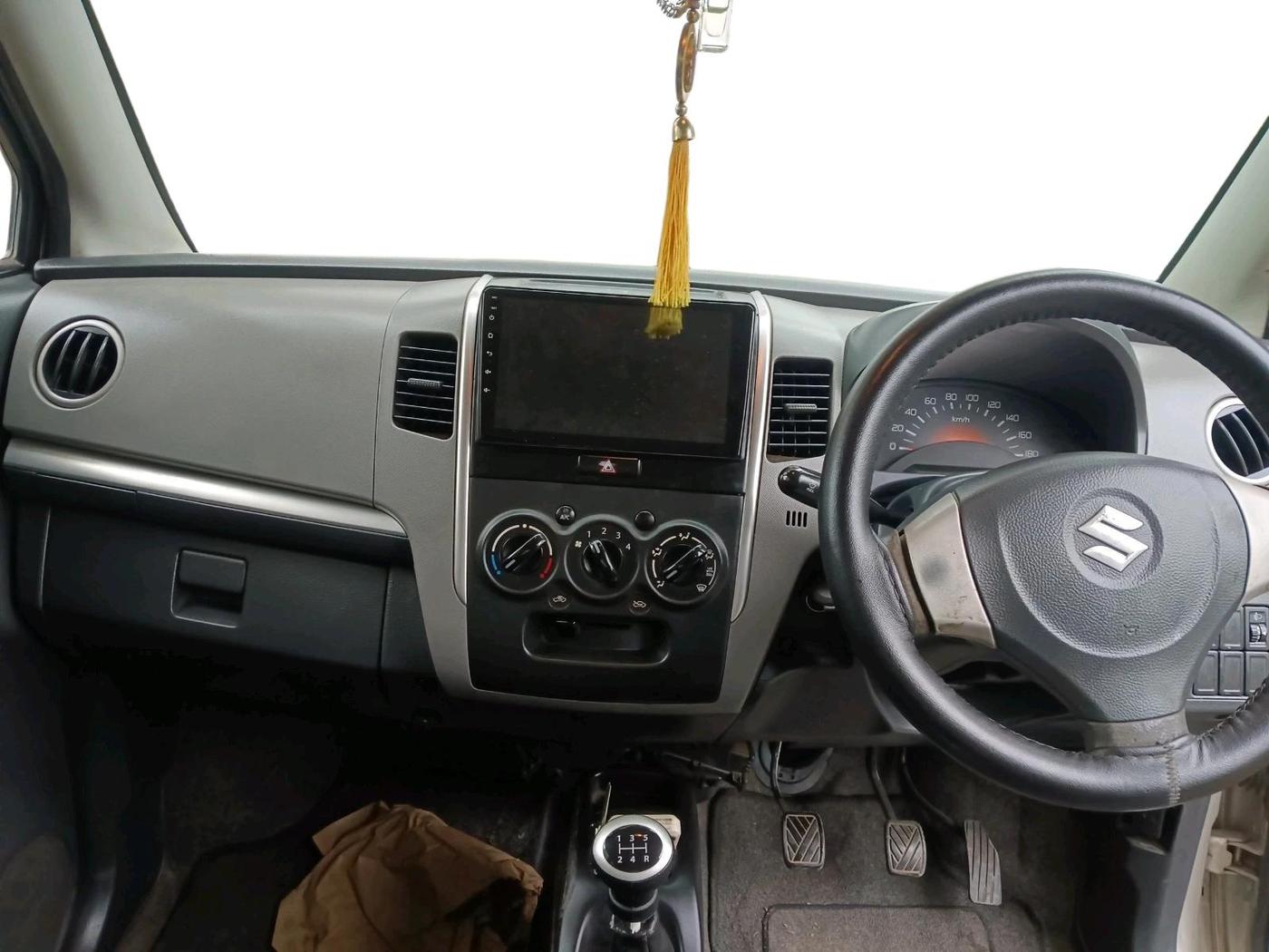 2012 Maruti Wagon R 1.0 LXI, Petrol, Manual, 66,689 km, interior