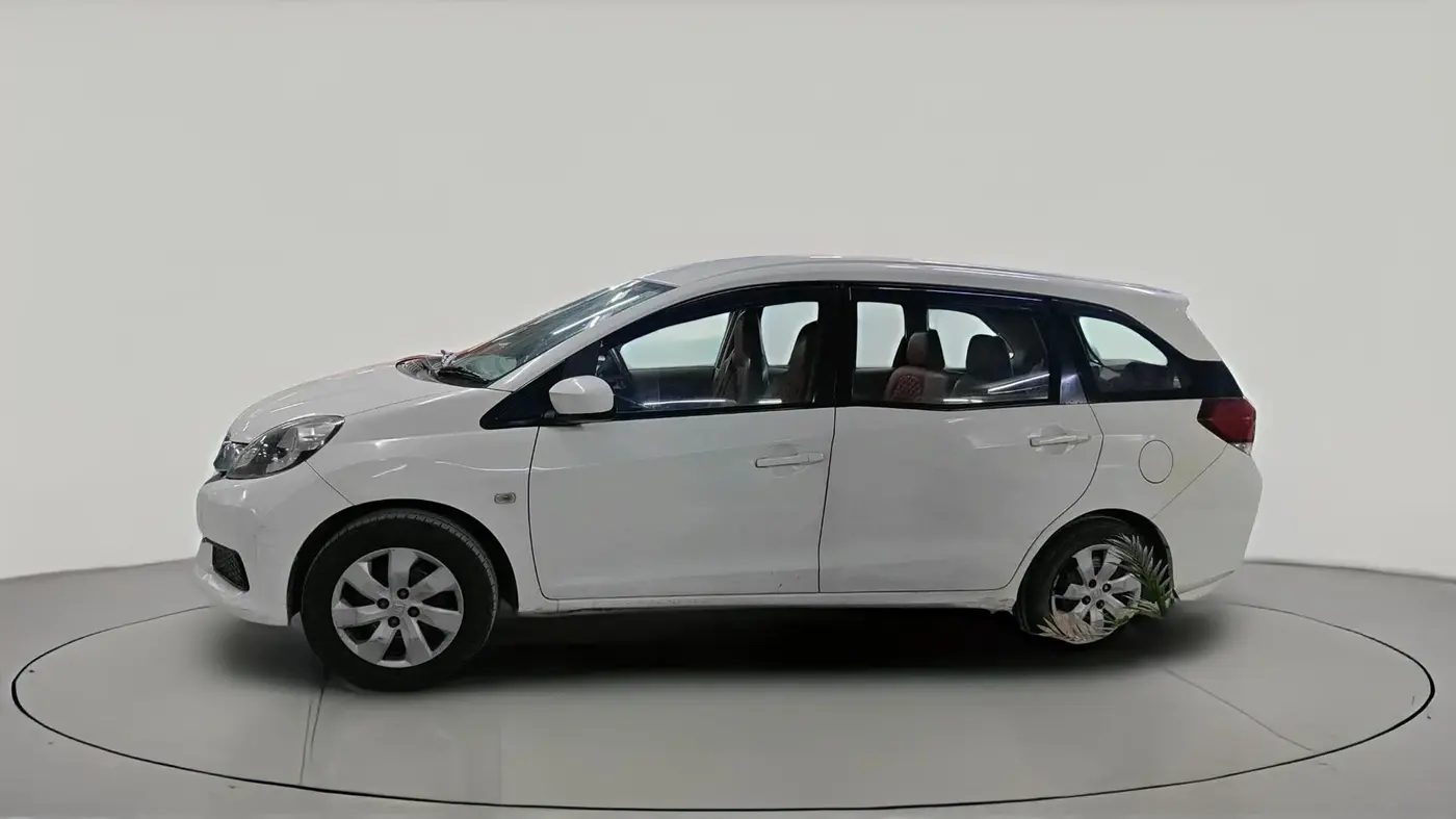 2014 Honda Mobilio 1.5L I-VTEC S, Petrol, Manual, 1,29,242 km, exterior