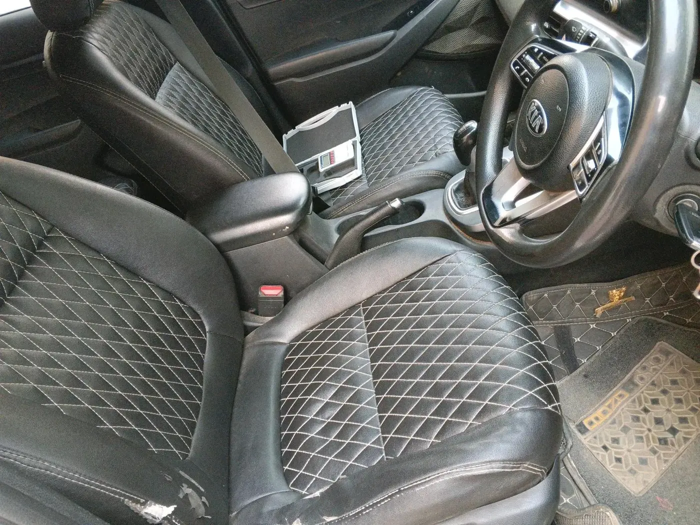 2019 KIA SELTOS HTE 1.5 DIESEL, Diesel, Manual, 2,02,459 km, interior