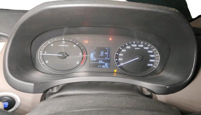 2016 Hyundai Creta SX PLUS 1.6 DIESEL, Diesel, Manual, 1,71,929 km, interior