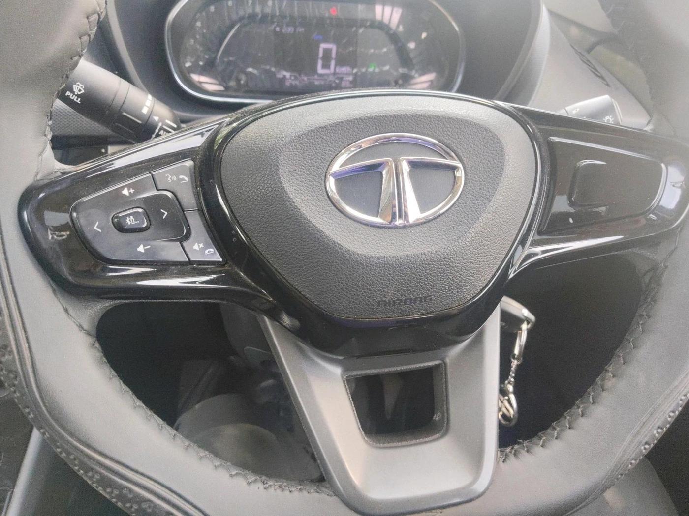 2022 Tata NEXON XM PLUS SUNROOF PETROL, Petrol, Manual, 45,239 km, interior
