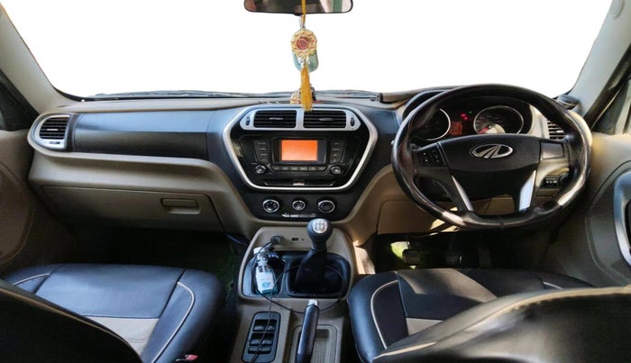 2018 Mahindra TUV300 T8, Diesel, Manual, 1,10,012 km, interior