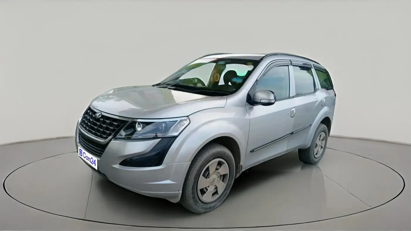 2019 Mahindra XUV500 W5, Diesel, Manual, 1,17,000 km, exterior