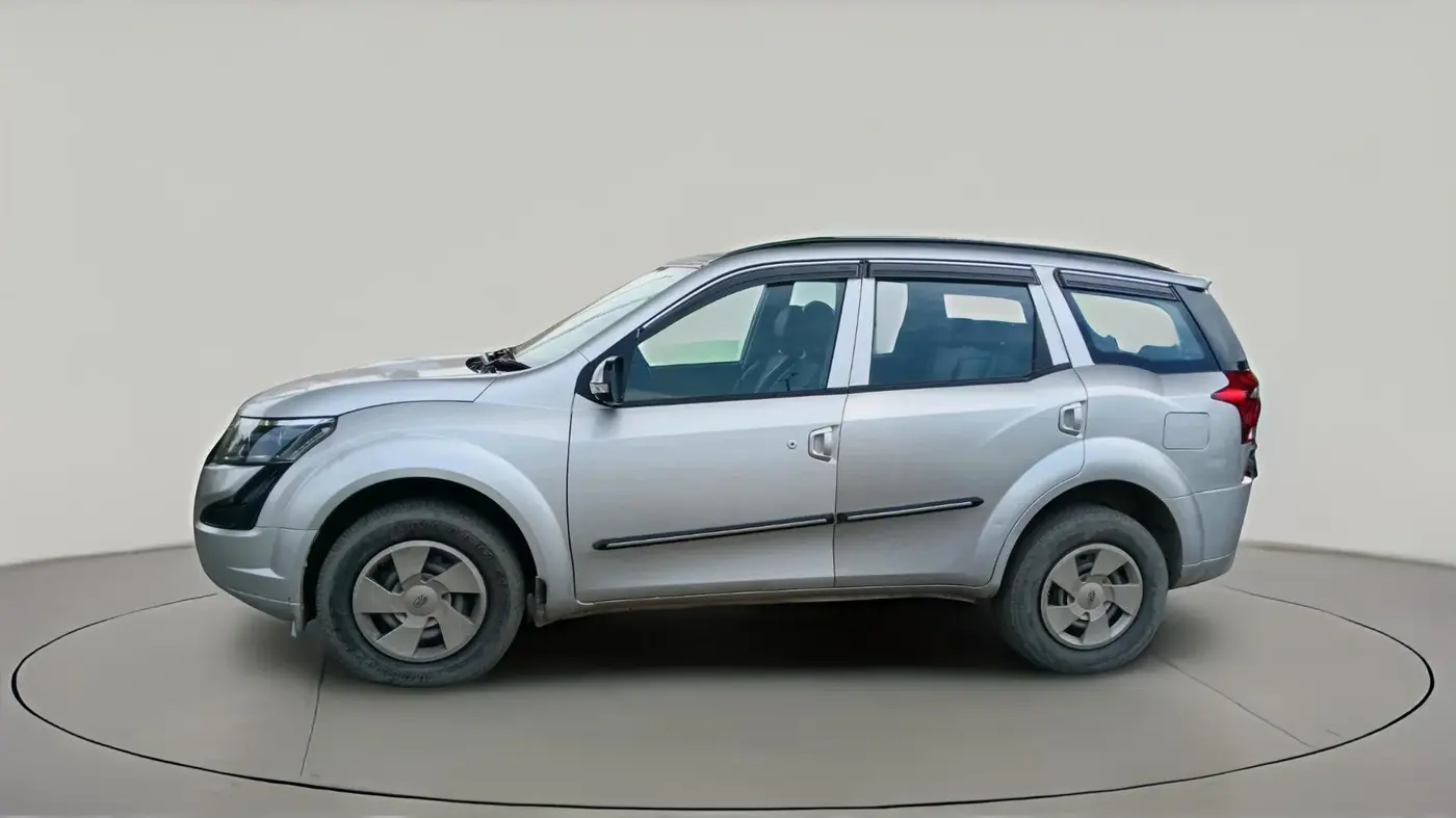 2019 Mahindra XUV500 W5, Diesel, Manual, 1,17,000 km, exterior