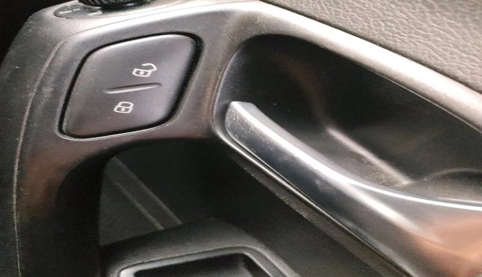 2015 Volkswagen Polo GT TSI AT, Petrol, Automatic, 1,20,000 km, interior