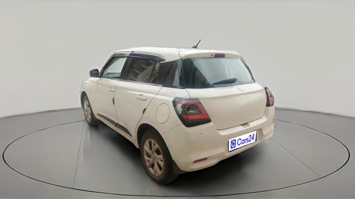 2025 Maruti Swift ZXi AMT, Petrol, Automatic, 20,276 km, exterior