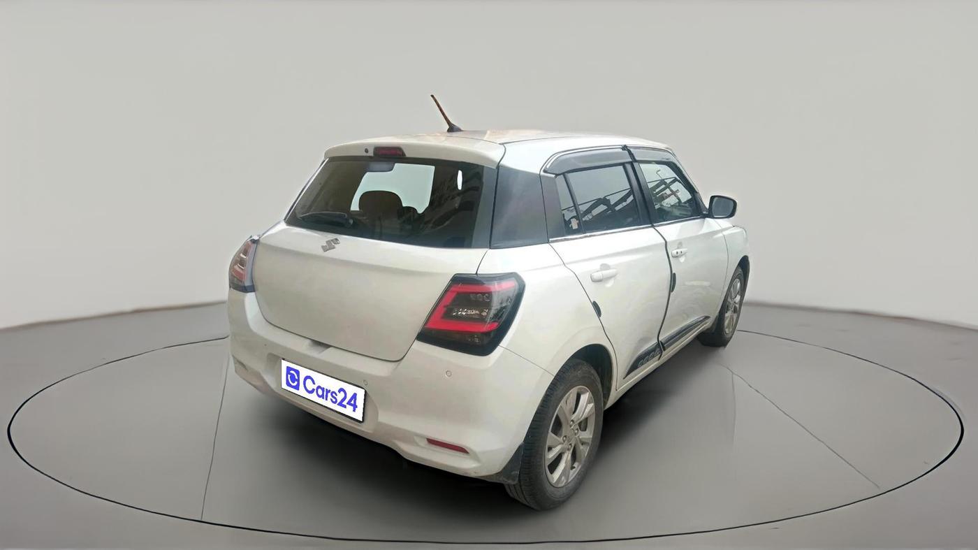 2025 Maruti Swift ZXi AMT, Petrol, Automatic, 20,276 km, exterior