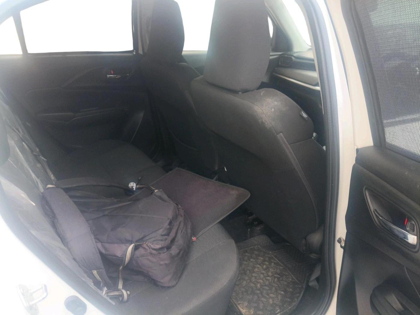 2025 Maruti Swift ZXi AMT, Petrol, Automatic, 20,276 km, interior