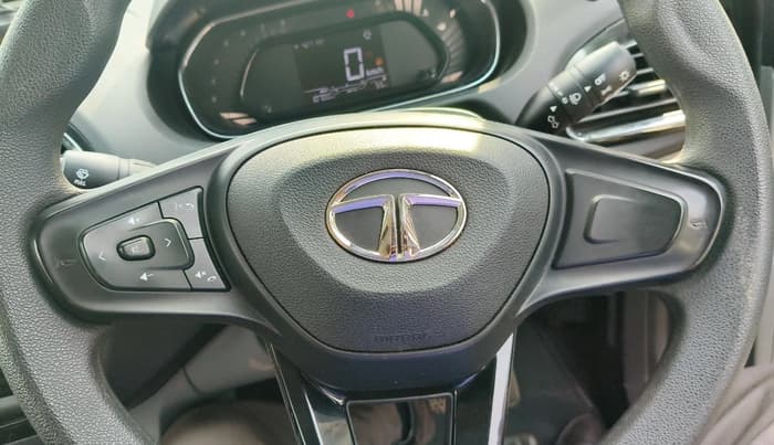 2021 Tata Tiago XT PETROL, Petrol, Manual, 10,700 km, interior
