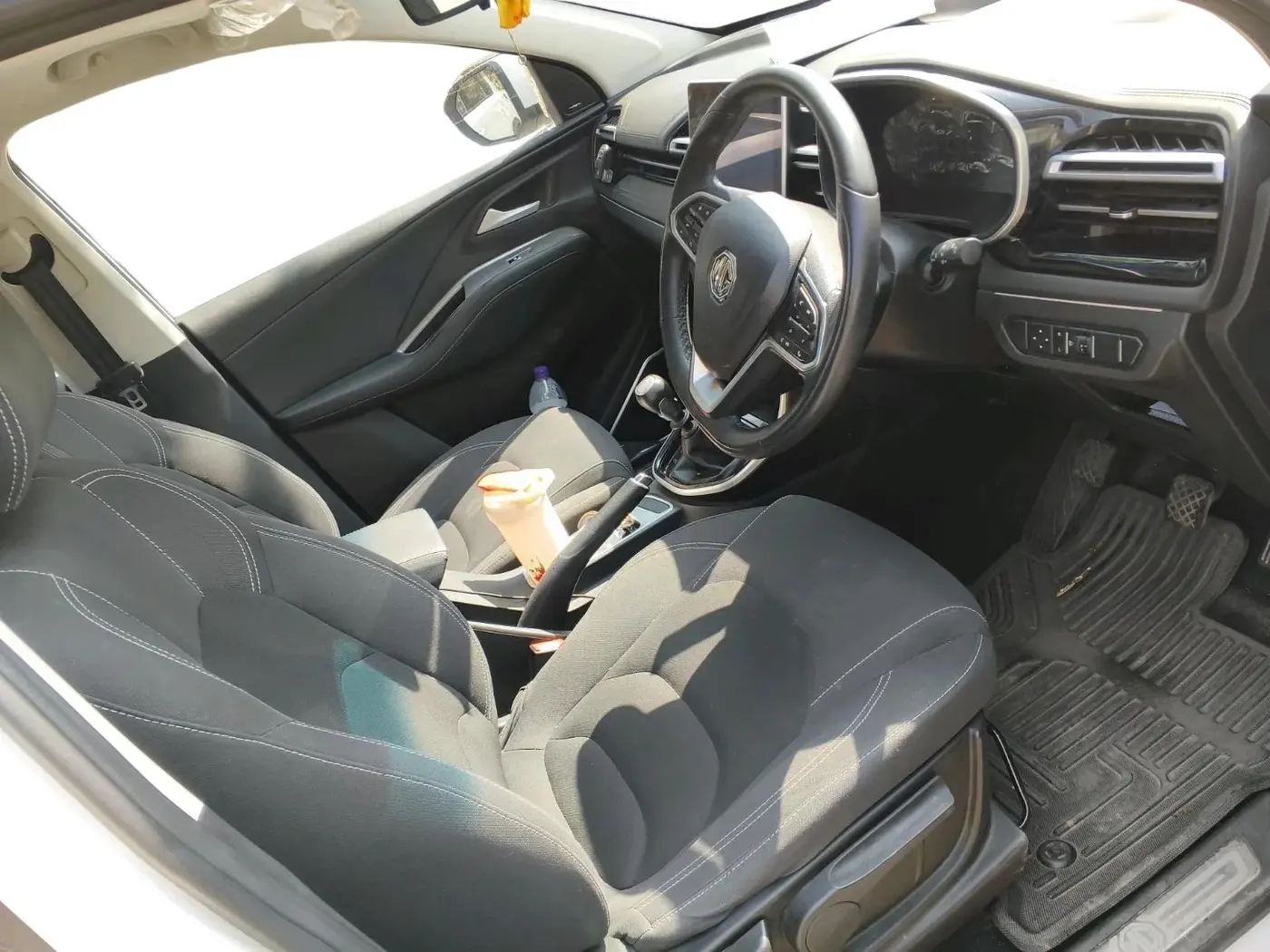 2024 MG HECTOR Select Pro 1.5 Turbo MT, Petrol, Manual, 31,583 km, interior