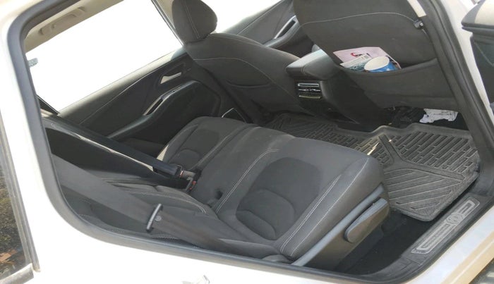 2024 MG HECTOR Select Pro 1.5 Turbo MT, Petrol, Manual, 31,583 km, interior