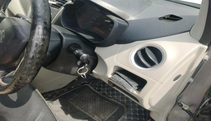 2016 Maruti Celerio VXI, CNG, Manual, 87,293 km, interior