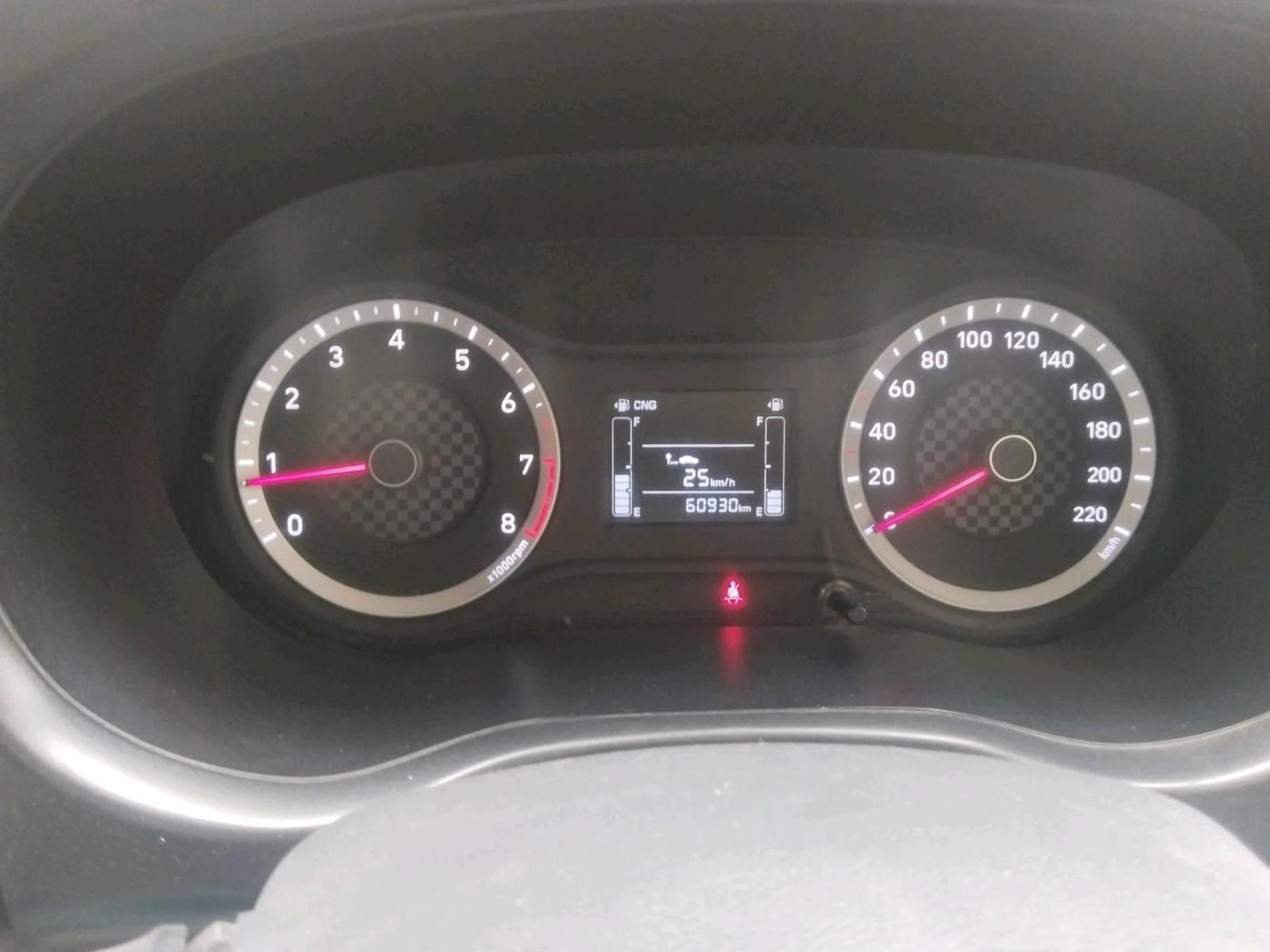2022 Hyundai AURA S 1.2 CNG, CNG, Manual, 60,930 km, interior
