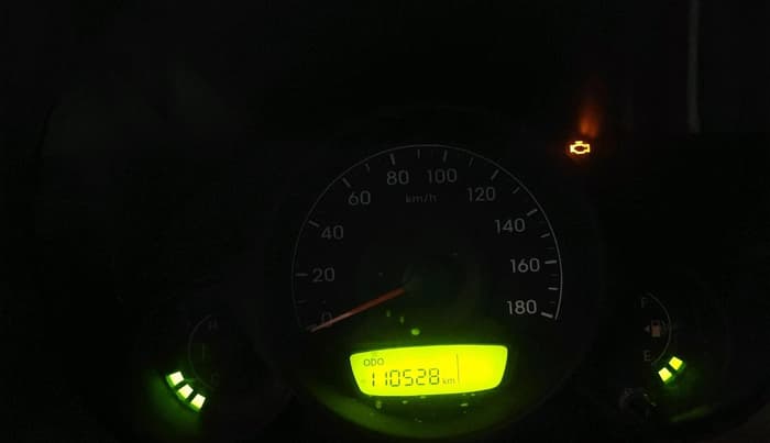 2013 Hyundai Eon ERA +, CNG, Manual, 1,10,528 km, interior