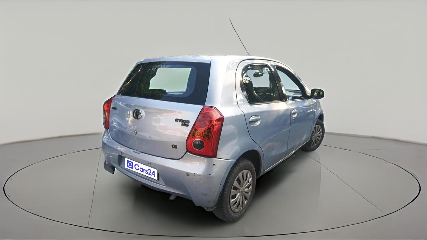 2011 Toyota Etios Liva G, Petrol, Manual, 1,16,791 km, exterior