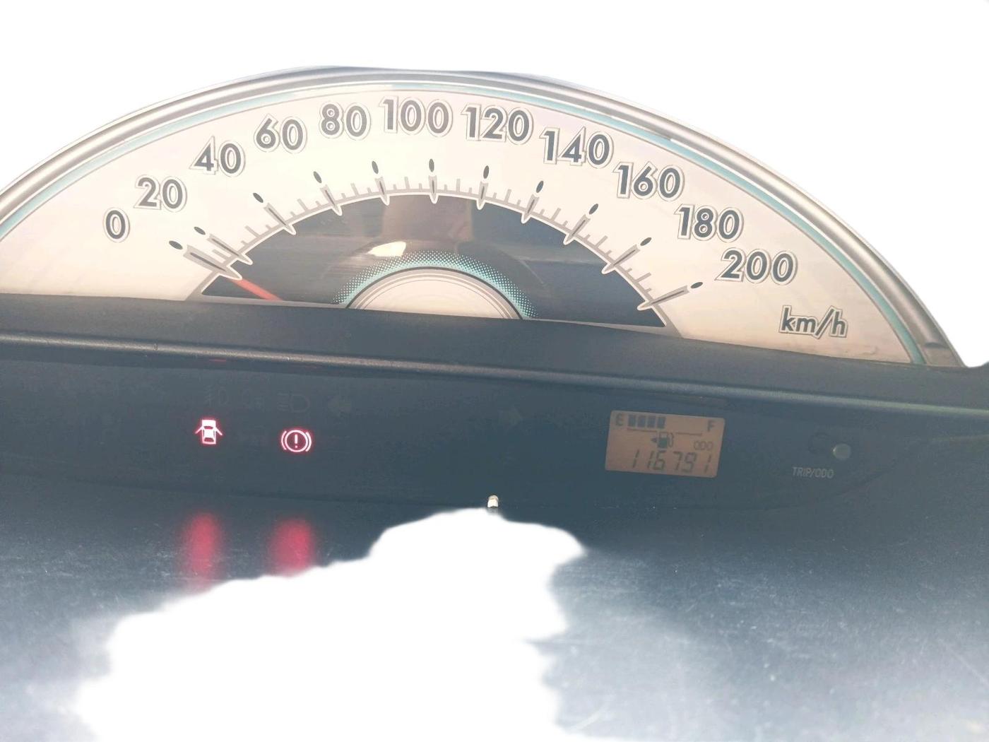 2011 Toyota Etios Liva G, Petrol, Manual, 1,16,791 km, interior