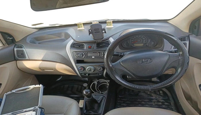 2018 Hyundai Eon ERA +, CNG, Manual, 1,20,000 km, interior