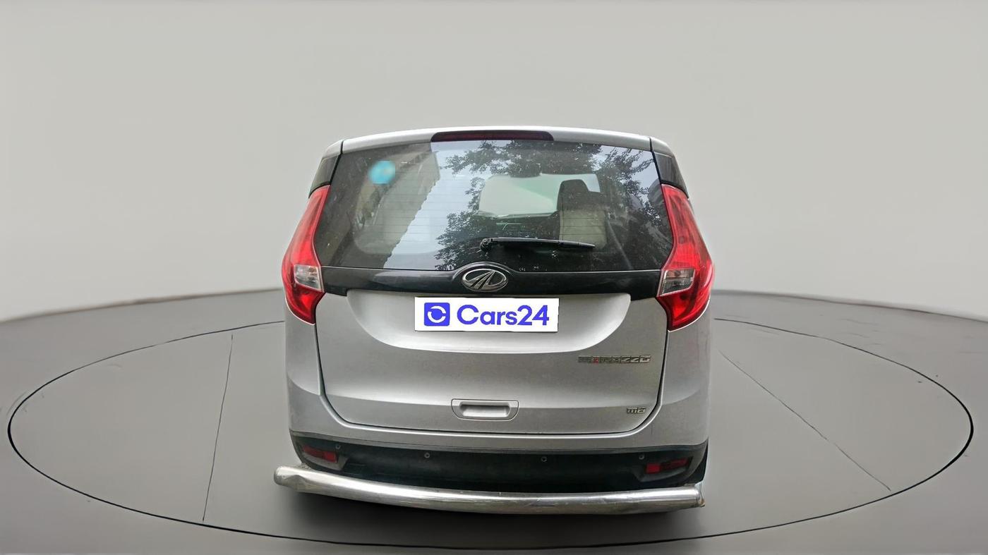 2018 Mahindra MARAZZO M8 7 STR, Diesel, Manual, 1,29,401 km, exterior