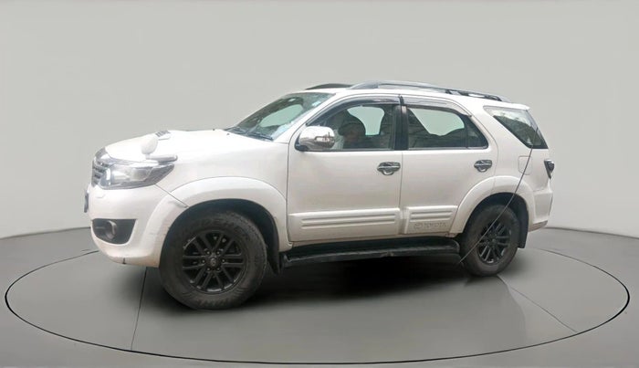 2016 Toyota Fortuner 3.0 4X2 MT, Diesel, Manual, 2,04,605 km, exterior