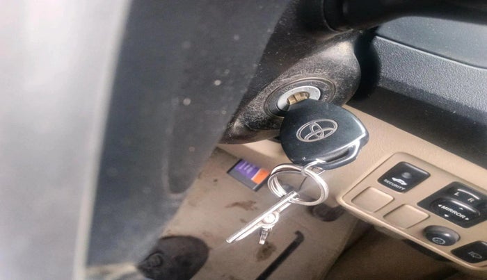 2016 Toyota Fortuner 3.0 4X2 MT, Diesel, Manual, 2,04,605 km, interior