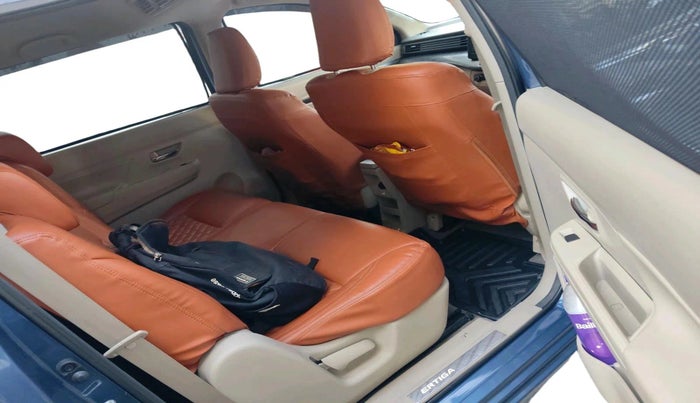 2022 Maruti Ertiga ZXI (O) CNG, CNG, Manual, 17,726 km, interior