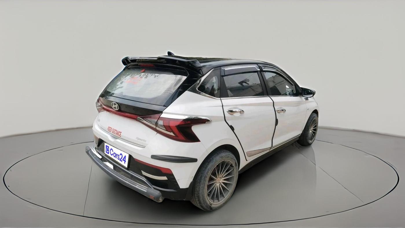 2024 Hyundai NEW I20 SPORTZ 1.2 IVT, Petrol, Automatic, 10,731 km, exterior