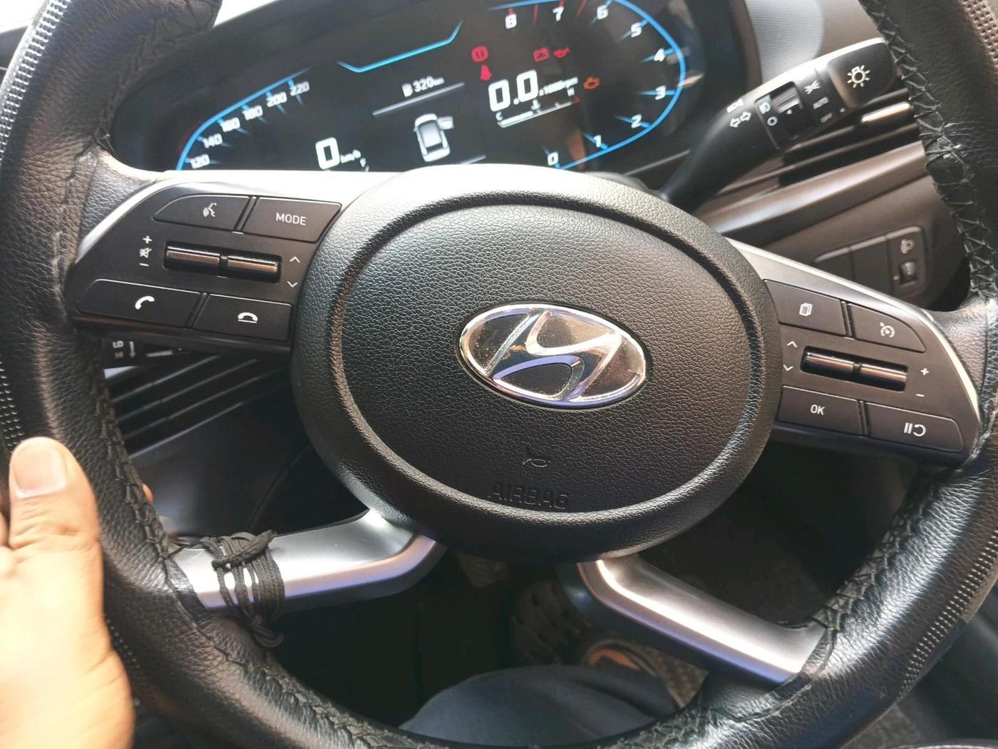 2022 Hyundai NEW I20 SPORTZ 1.2 MT, Petrol, Manual, 12,613 km, interior